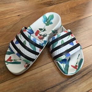Addidas Adilette floral slides sandals